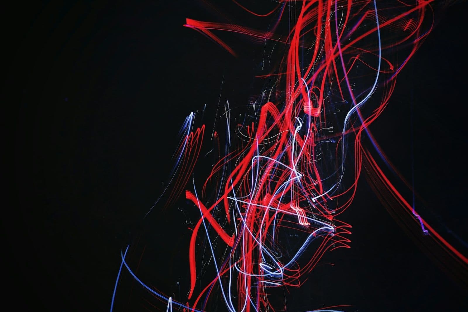 Light painting in red and blue
